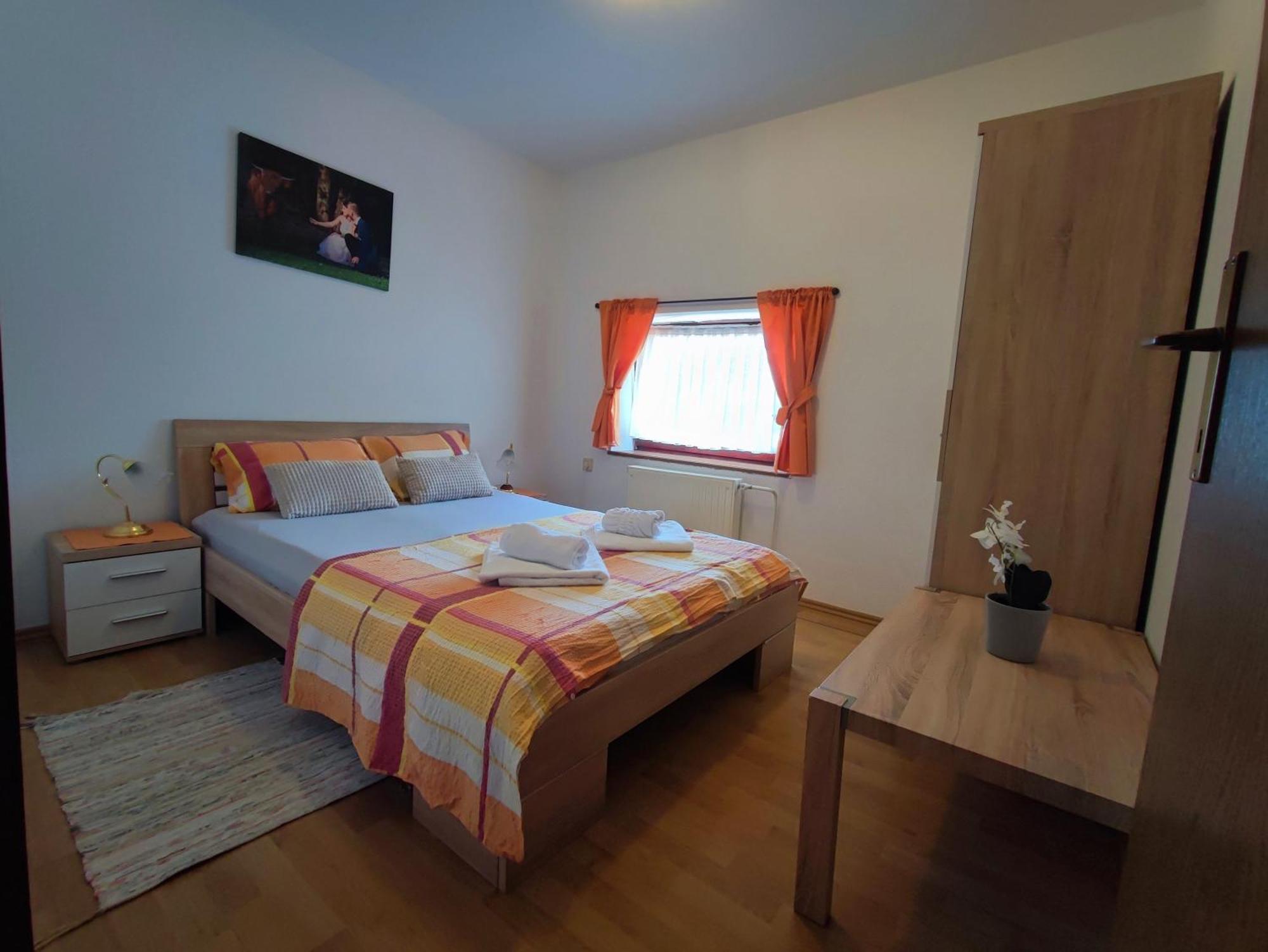 Domacija Za Robom Apartment Cerkno Room photo